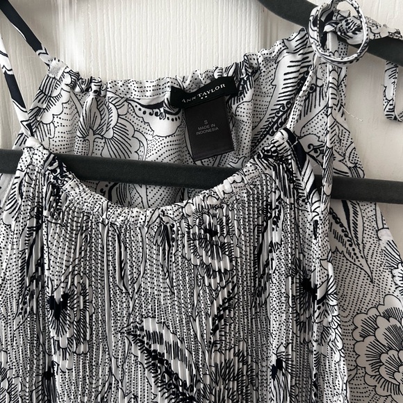 Ann Taylor silk top - Picture 2 of 2